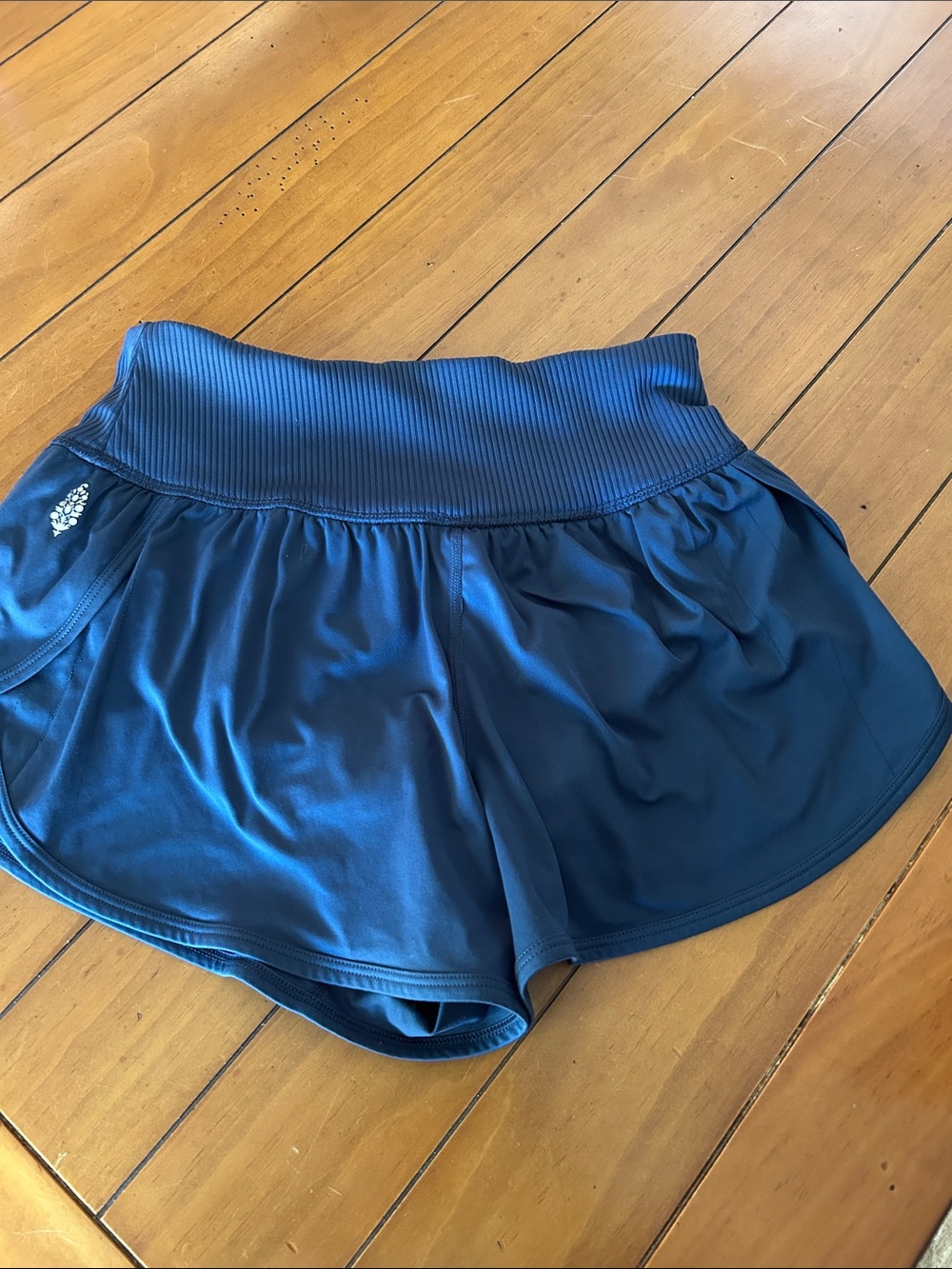 Free People Navy Running Shorts | Size Medium | Flowy Athletic Activewear